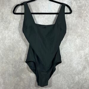 Adidas One Piece Swimsuit Womens Size 8C‎ Black Seamless Sleeveless Shelf Bra